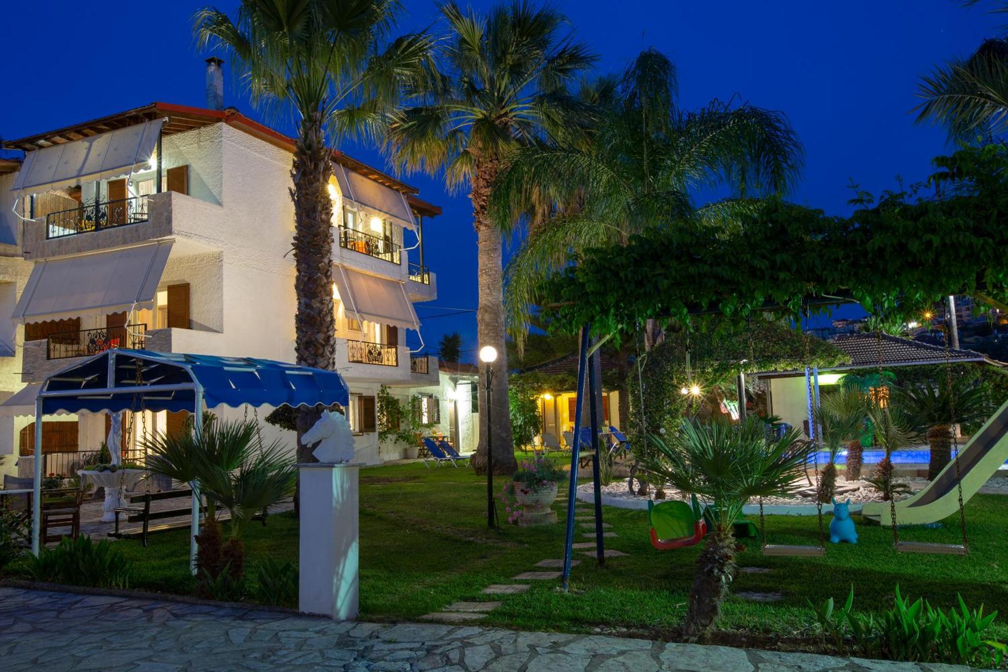 Villa Dimitris Apartments & Bungalows Frínion 外观 照片
