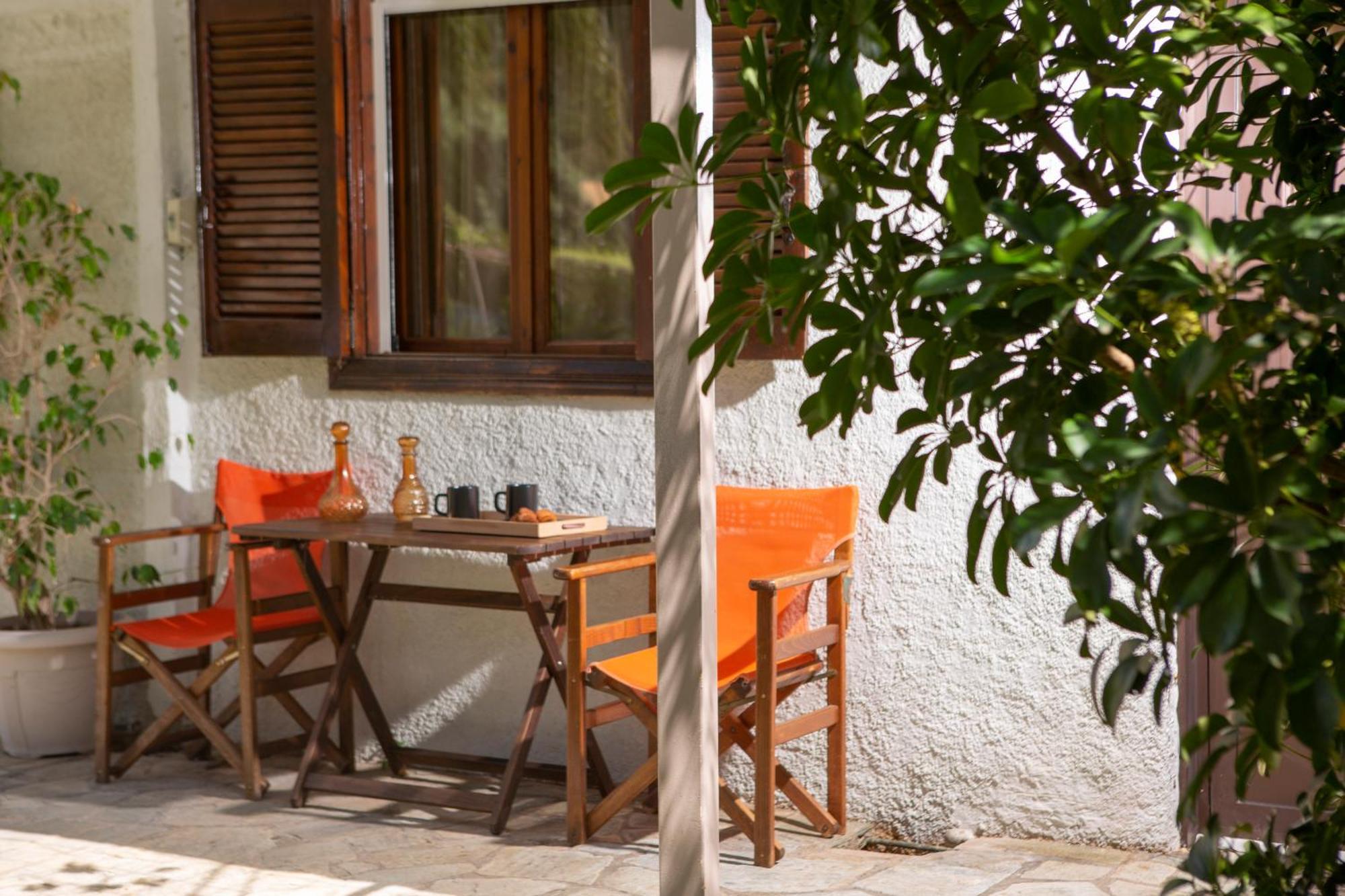 Villa Dimitris Apartments & Bungalows Frínion 外观 照片