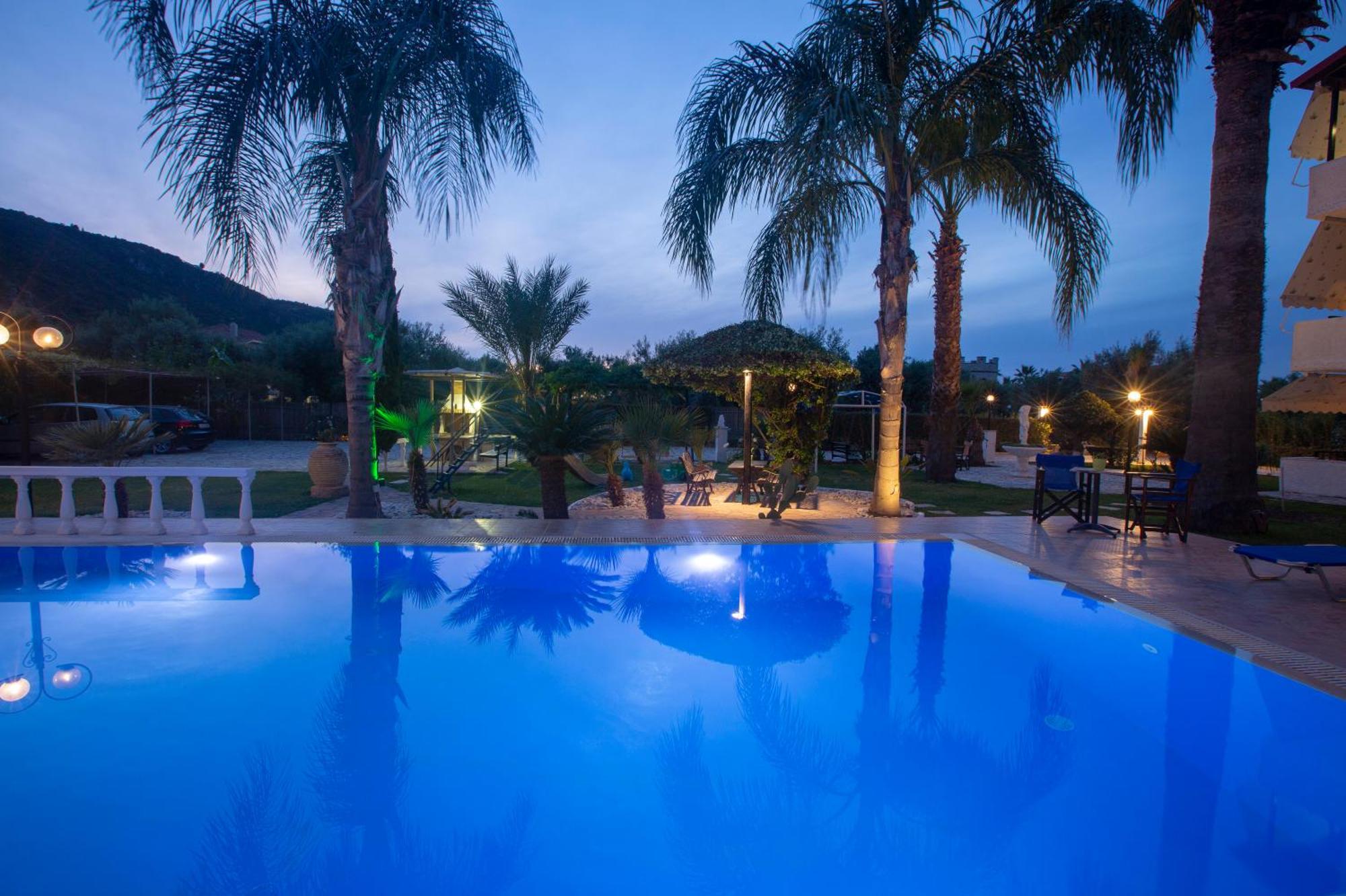 Villa Dimitris Apartments & Bungalows Frínion 外观 照片