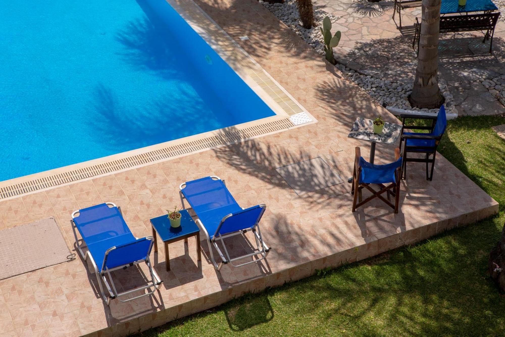 Villa Dimitris Apartments & Bungalows Frínion 外观 照片
