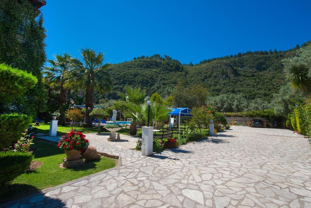 Villa Dimitris Apartments & Bungalows Frínion 外观 照片