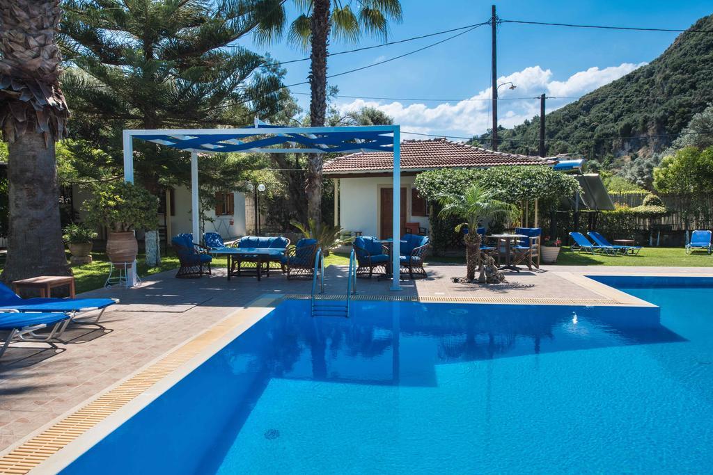 Villa Dimitris Apartments & Bungalows Frínion 外观 照片